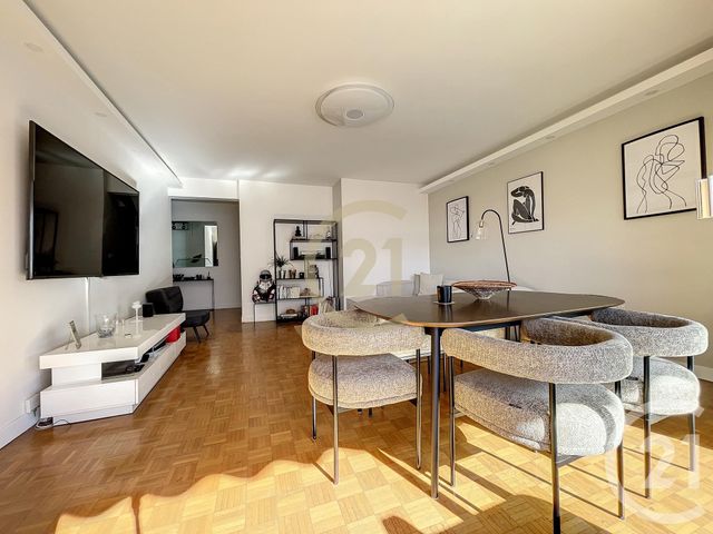 Appartement F3 à vendre - 3 pièces - 80.13 m2 - MARSEILLE - 13008 - PROVENCE-ALPES-COTE-D-AZUR - Century 21 Carré D'Or