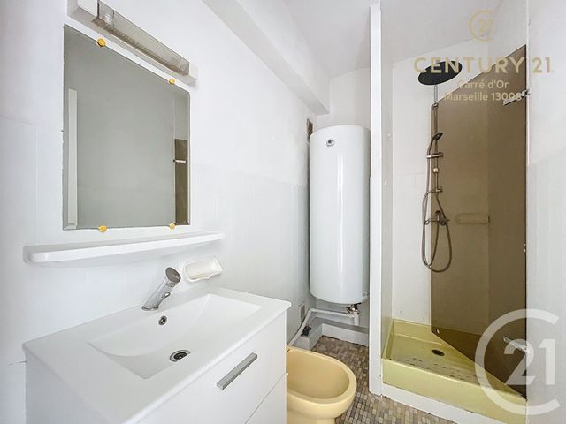 Appartement F4 à vendre - 4 pièces - 126.4 m2 - MARSEILLE - 13008 - PROVENCE-ALPES-COTE-D-AZUR - Century 21 Carré D'Or