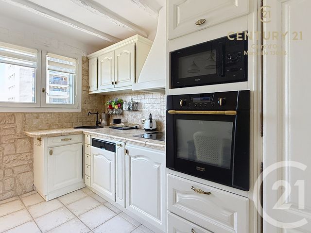 Appartement F3 à vendre - 3 pièces - 58.24 m2 - MARSEILLE - 13011 - PROVENCE-ALPES-COTE-D-AZUR - Century 21 Carré D'Or