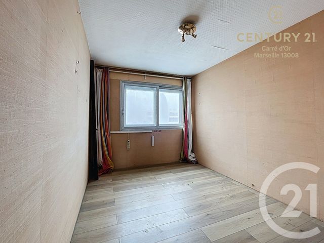 Appartement F5 à vendre - 5 pièces - 103.7 m2 - MARSEILLE - 13006 - PROVENCE-ALPES-COTE-D-AZUR - Century 21 Carré D'Or