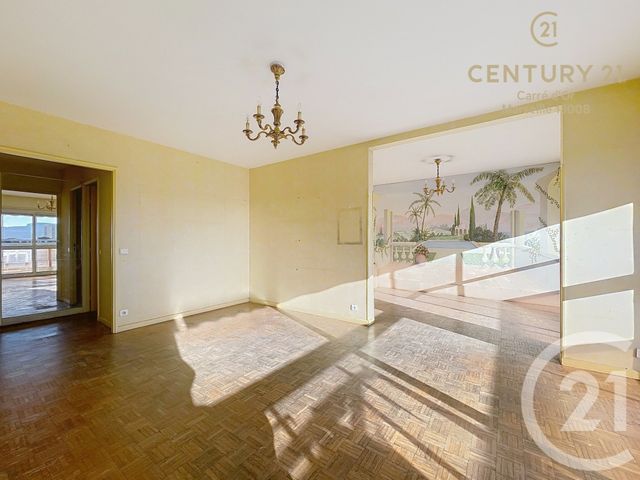 Appartement F5 à vendre - 5 pièces - 103.7 m2 - MARSEILLE - 13006 - PROVENCE-ALPES-COTE-D-AZUR - Century 21 Carré D'Or