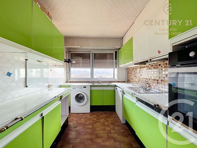 Appartement F5 à vendre - 5 pièces - 103.7 m2 - MARSEILLE - 13006 - PROVENCE-ALPES-COTE-D-AZUR - Century 21 Carré D'Or