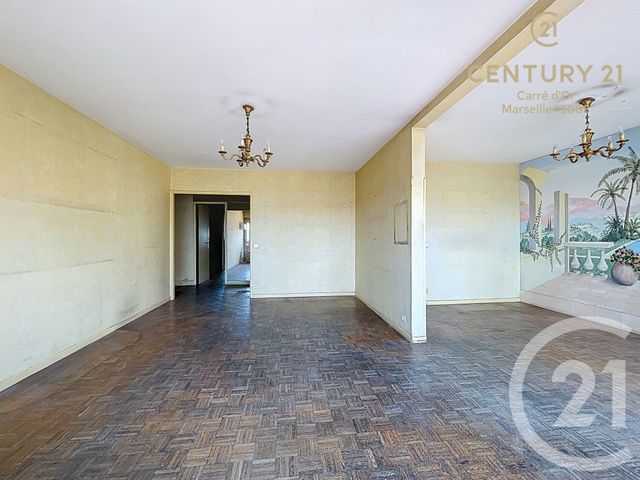 Appartement F5 à vendre - 5 pièces - 103.7 m2 - MARSEILLE - 13006 - PROVENCE-ALPES-COTE-D-AZUR - Century 21 Carré D'Or