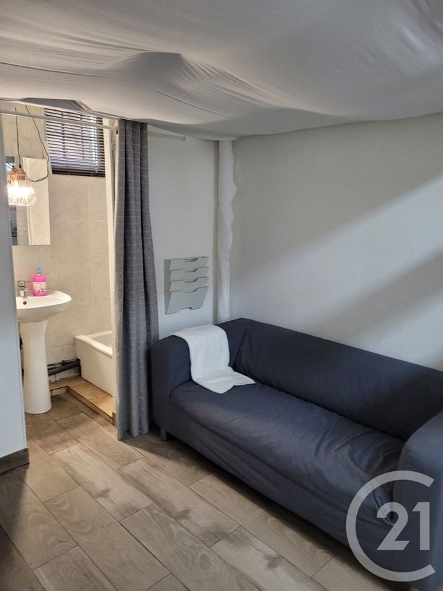 Appartement Studio à vendre - 1 pièce - 15.24 m2 - MARSEILLE - 13008 - PROVENCE-ALPES-COTE-D-AZUR - Century 21 Carré D'Or