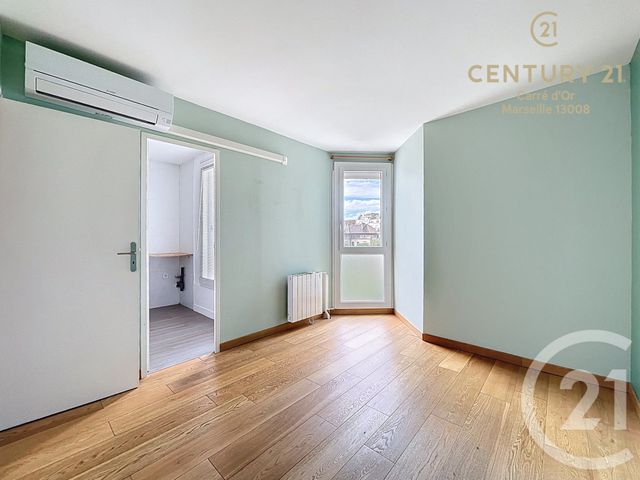 Appartement F4 à louer - 4 pièces - 80.85 m2 - MARSEILLE - 13008 - PROVENCE-ALPES-COTE-D-AZUR - Century 21 Carré D'Or