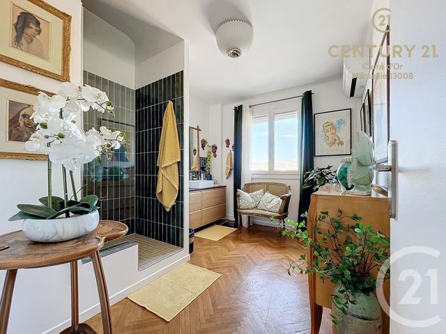 Appartement F3 à vendre - 4 pièces - 80.65 m2 - MARSEILLE - 13008 - PROVENCE-ALPES-COTE-D-AZUR - Century 21 Carré D'Or