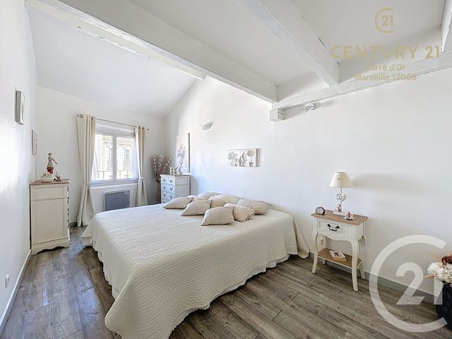 Appartement F4 à vendre - 4 pièces - 78.43 m2 - MARSEILLE - 13007 - PROVENCE-ALPES-COTE-D-AZUR - Century 21 Carré D'Or