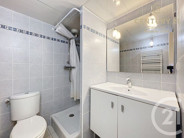 Appartement F2 à vendre - 2 pièces - 40.05 m2 - MARSEILLE - 13008 - PROVENCE-ALPES-COTE-D-AZUR - Century 21 Carré D'Or