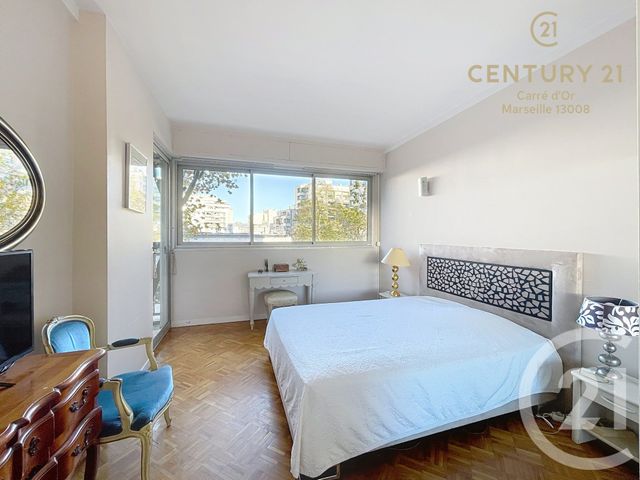 Appartement F4 à vendre - 4 pièces - 107.02 m2 - MARSEILLE - 13008 - PROVENCE-ALPES-COTE-D-AZUR - Century 21 Carré D'Or