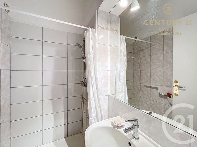 Appartement F4 à vendre - 4 pièces - 107.02 m2 - MARSEILLE - 13008 - PROVENCE-ALPES-COTE-D-AZUR - Century 21 Carré D'Or