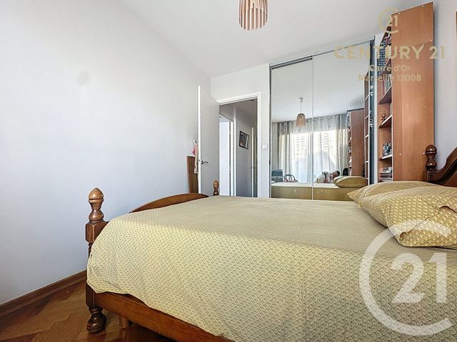 Appartement F3 à vendre - 3 pièces - 79.17 m2 - MARSEILLE - 13008 - PROVENCE-ALPES-COTE-D-AZUR - Century 21 Carré D'Or