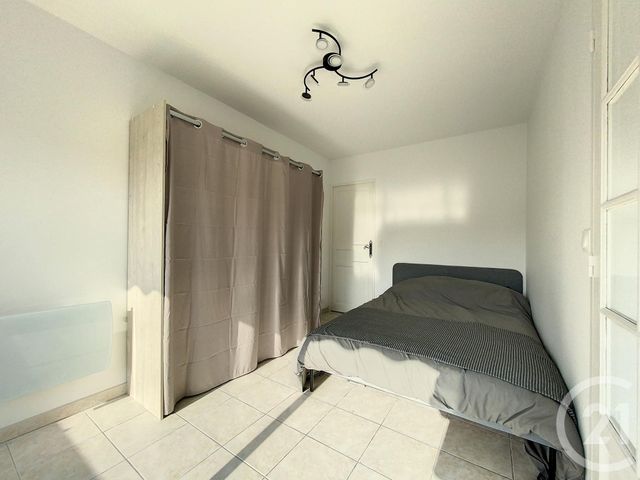 Appartement T2 à louer - 2 pièces - 37.7 m2 - MARSEILLE - 13008 - PROVENCE-ALPES-COTE-D-AZUR - Century 21 Carré D'Or