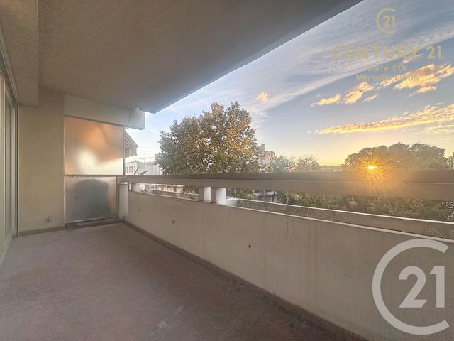 Appartement T2 à vendre - 2 pièces - 52.34 m2 - MARSEILLE - 13008 - PROVENCE-ALPES-COTE-D-AZUR - Century 21 Carré D'Or