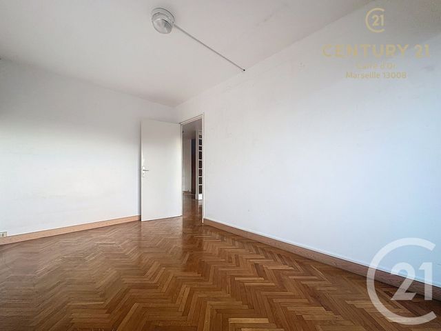 Appartement T2 à vendre - 2 pièces - 52.34 m2 - MARSEILLE - 13008 - PROVENCE-ALPES-COTE-D-AZUR - Century 21 Carré D'Or