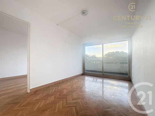 Appartement T2 à vendre - 2 pièces - 52.34 m2 - MARSEILLE - 13008 - PROVENCE-ALPES-COTE-D-AZUR - Century 21 Carré D'Or