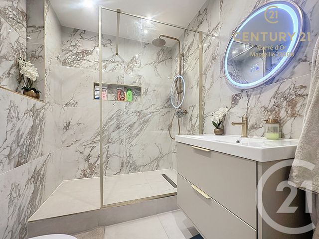 Appartement F5 à vendre - 5 pièces - 167.99 m2 - MARSEILLE - 13008 - PROVENCE-ALPES-COTE-D-AZUR - Century 21 Carré D'Or