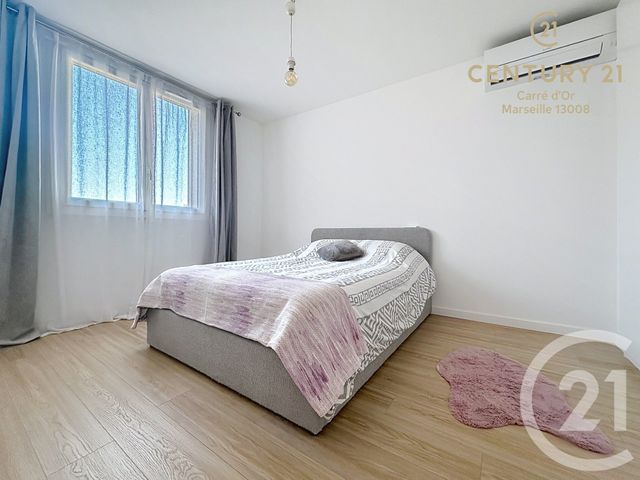 Appartement F3 à vendre - 3 pièces - 57.4 m2 - MARSEILLE - 13008 - PROVENCE-ALPES-COTE-D-AZUR - Century 21 Carré D'Or