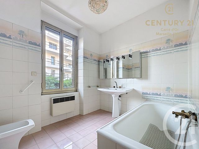 maison à vendre - 5 pièces - 151.17 m2 - MARSEILLE - 13008 - PROVENCE-ALPES-COTE-D-AZUR - Century 21 Carré D'Or