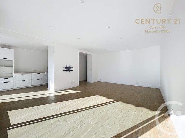Appartement F3 à vendre - 3 pièces - 84.43 m2 - MARSEILLE - 13008 - PROVENCE-ALPES-COTE-D-AZUR - Century 21 Carré D'Or