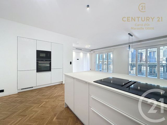 Appartement F4 à vendre - 4 pièces - 104.57 m2 - MARSEILLE - 13008 - PROVENCE-ALPES-COTE-D-AZUR - Century 21 Carré D'Or