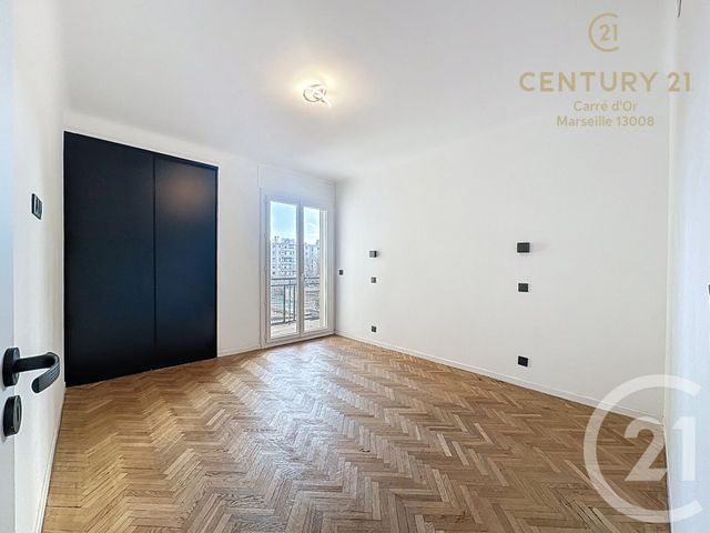 Appartement F4 à vendre - 4 pièces - 104.57 m2 - MARSEILLE - 13008 - PROVENCE-ALPES-COTE-D-AZUR - Century 21 Carré D'Or