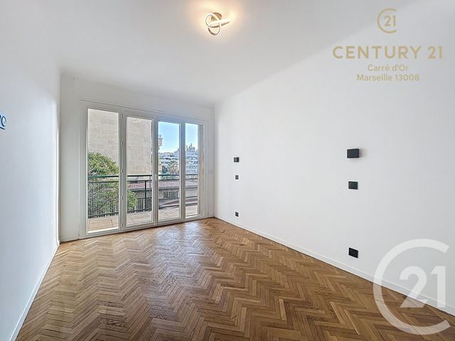 Appartement F4 à vendre - 4 pièces - 104.57 m2 - MARSEILLE - 13008 - PROVENCE-ALPES-COTE-D-AZUR - Century 21 Carré D'Or