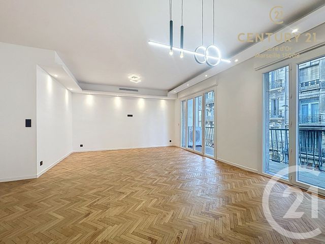 Appartement F4 à vendre - 4 pièces - 104.57 m2 - MARSEILLE - 13008 - PROVENCE-ALPES-COTE-D-AZUR - Century 21 Carré D'Or