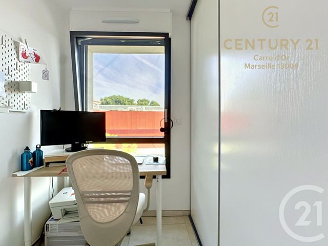 Appartement F3 à vendre - 3 pièces - 71.6 m2 - MARSEILLE - 13008 - PROVENCE-ALPES-COTE-D-AZUR - Century 21 Carré D'Or