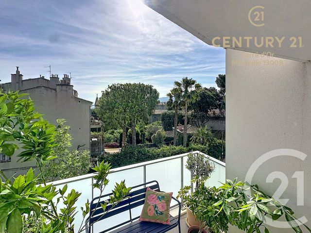 Appartement F3 à vendre - 3 pièces - 71.6 m2 - MARSEILLE - 13008 - PROVENCE-ALPES-COTE-D-AZUR - Century 21 Carré D'Or