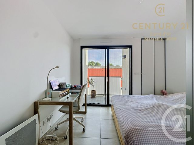 Appartement F3 à vendre - 3 pièces - 71.6 m2 - MARSEILLE - 13008 - PROVENCE-ALPES-COTE-D-AZUR - Century 21 Carré D'Or