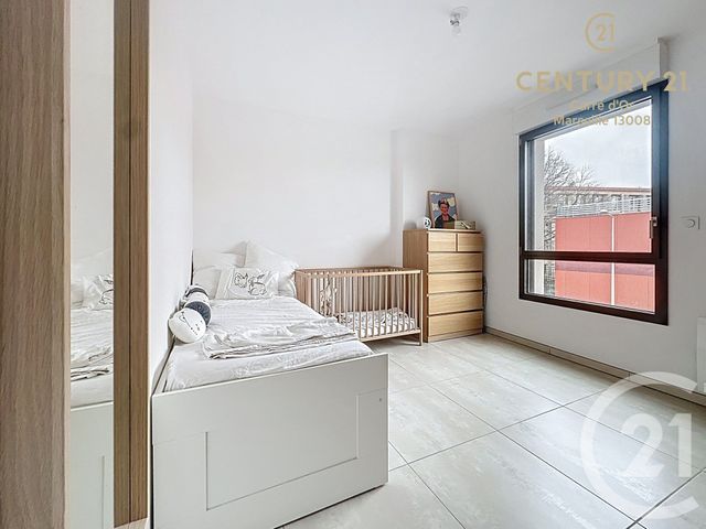 Appartement F3 à vendre - 3 pièces - 71.6 m2 - MARSEILLE - 13008 - PROVENCE-ALPES-COTE-D-AZUR - Century 21 Carré D'Or