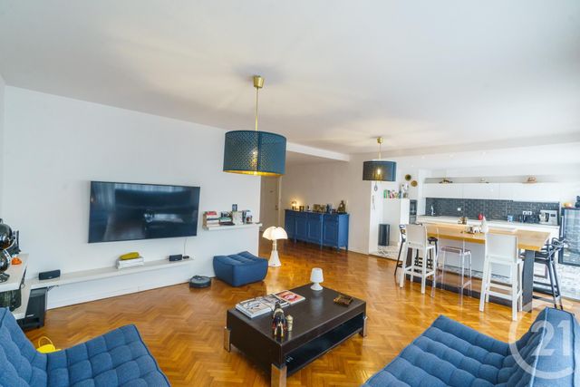 Appartement T4 à vendre - 4 pièces - 131.01 m2 - MARSEILLE - 13008 - PROVENCE-ALPES-COTE-D-AZUR - Century 21 Carré D'Or