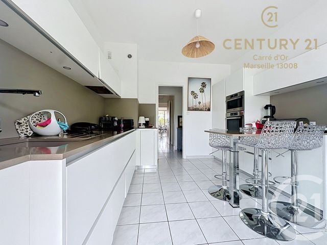 Appartement à vendre - 3 pièces - 94.0 m2 - MARSEILLE - 13008 - PROVENCE-ALPES-COTE-D-AZUR - Century 21 Carré D'Or