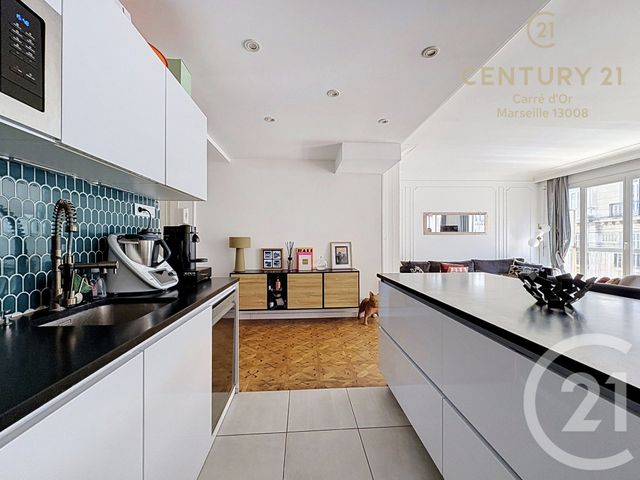 Appartement F4 à vendre - 4 pièces - 91.62 m2 - MARSEILLE - 13008 - PROVENCE-ALPES-COTE-D-AZUR - Century 21 Carré D'Or