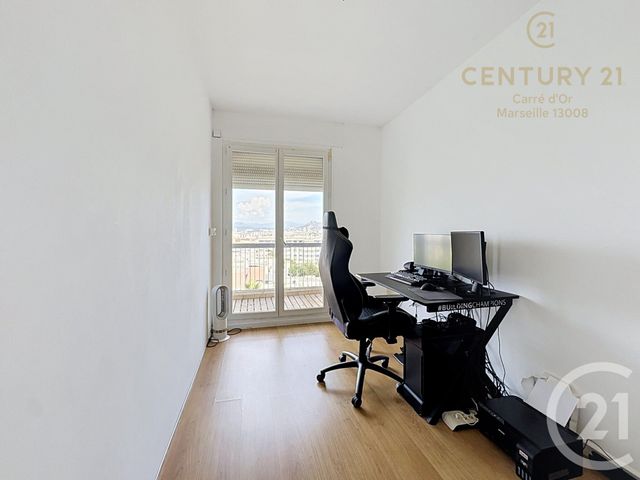 Appartement F4 à vendre - 4 pièces - 91.62 m2 - MARSEILLE - 13008 - PROVENCE-ALPES-COTE-D-AZUR - Century 21 Carré D'Or
