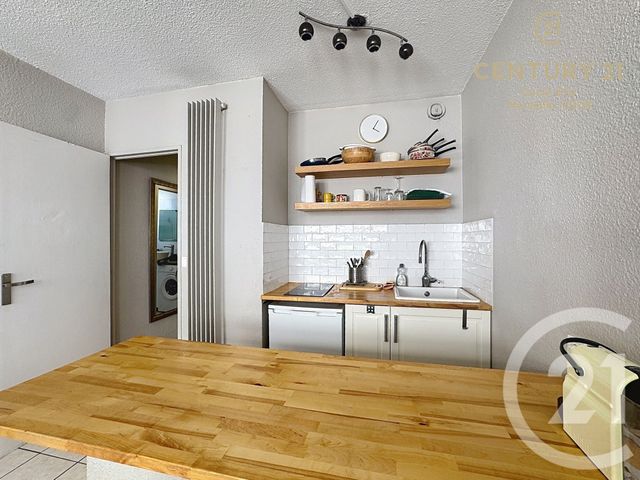 Appartement Studio à vendre - 1 pièce - 20.39 m2 - MARSEILLE - 13008 - PROVENCE-ALPES-COTE-D-AZUR - Century 21 Carré D'Or