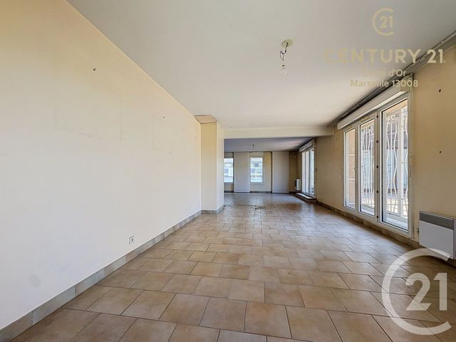 Appartement F5 à vendre - 5 pièces - 185.32 m2 - MARSEILLE - 13007 - PROVENCE-ALPES-COTE-D-AZUR - Century 21 Carré D'Or