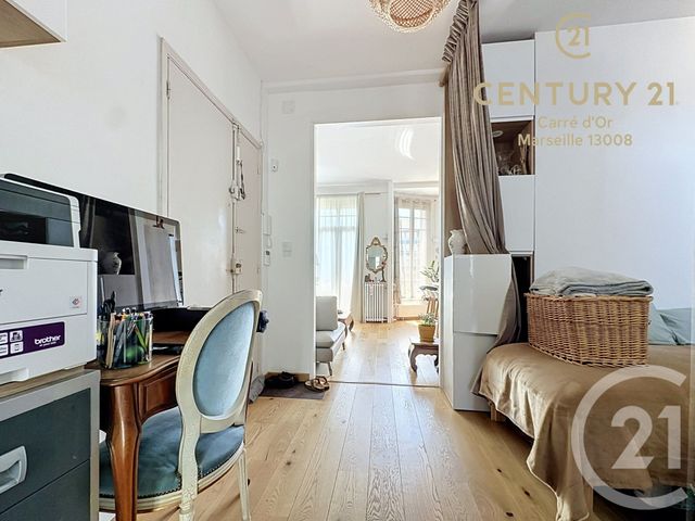 Appartement F3 à vendre - 3 pièces - 62.52 m2 - MARSEILLE - 13008 - PROVENCE-ALPES-COTE-D-AZUR - Century 21 Carré D'Or