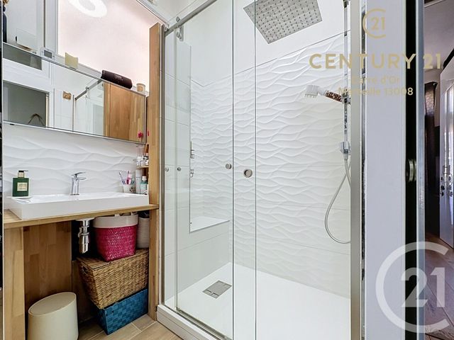 Appartement F3 à vendre - 3 pièces - 62.52 m2 - MARSEILLE - 13008 - PROVENCE-ALPES-COTE-D-AZUR - Century 21 Carré D'Or