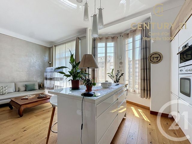 Appartement F3 à vendre - 3 pièces - 62.52 m2 - MARSEILLE - 13008 - PROVENCE-ALPES-COTE-D-AZUR - Century 21 Carré D'Or