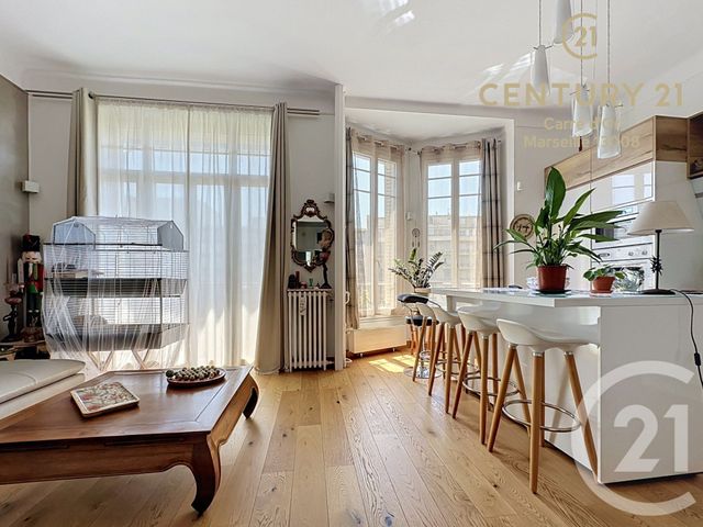 Appartement F3 à vendre - 3 pièces - 62.52 m2 - MARSEILLE - 13008 - PROVENCE-ALPES-COTE-D-AZUR - Century 21 Carré D'Or