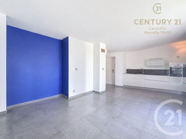 Appartement à vendre - 4 pièces - 86.4 m2 - MARSEILLE - 13008 - PROVENCE-ALPES-COTE-D-AZUR - Century 21 Carré D'Or