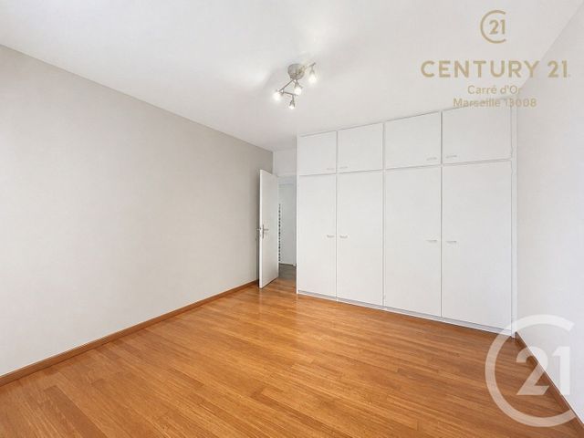 Appartement à vendre - 4 pièces - 86.4 m2 - MARSEILLE - 13008 - PROVENCE-ALPES-COTE-D-AZUR - Century 21 Carré D'Or