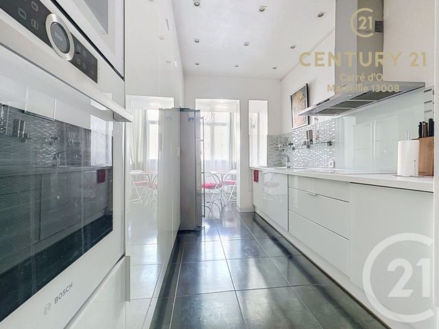 Appartement F4 à vendre - 4 pièces - 127.5 m2 - MARSEILLE - 13008 - PROVENCE-ALPES-COTE-D-AZUR - Century 21 Carré D'Or