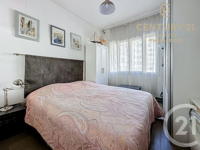 Appartement F4 à vendre - 4 pièces - 127.5 m2 - MARSEILLE - 13008 - PROVENCE-ALPES-COTE-D-AZUR - Century 21 Carré D'Or