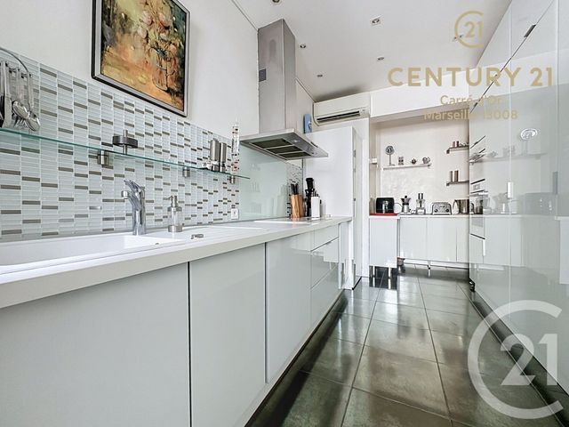 Appartement F4 à vendre - 4 pièces - 127.5 m2 - MARSEILLE - 13008 - PROVENCE-ALPES-COTE-D-AZUR - Century 21 Carré D'Or