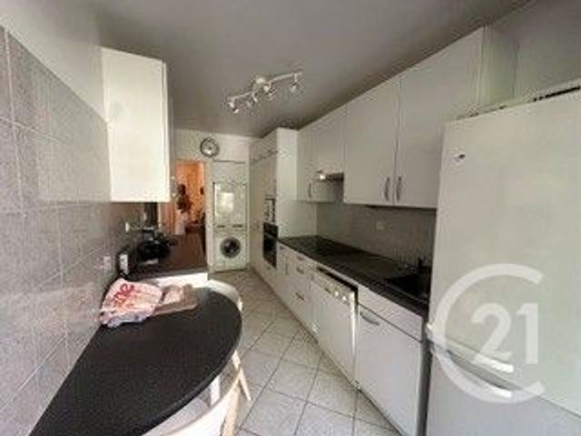 Appartement F4 à vendre - 4 pièces - 94.78 m2 - MARSEILLE - 13008 - PROVENCE-ALPES-COTE-D-AZUR - Century 21 Carré D'Or