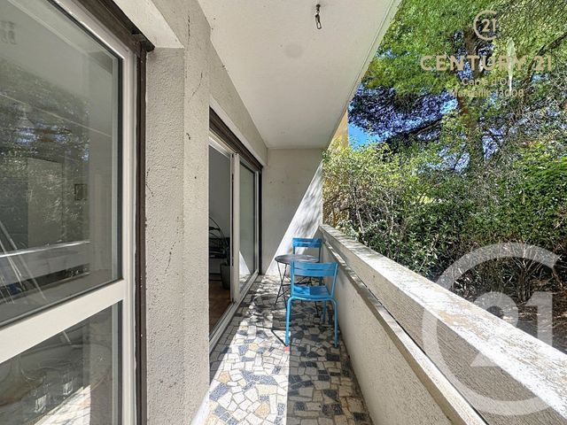 Appartement T2 à vendre - 2 pièces - 48.0 m2 - MARSEILLE - 13008 - PROVENCE-ALPES-COTE-D-AZUR - Century 21 Carré D'Or